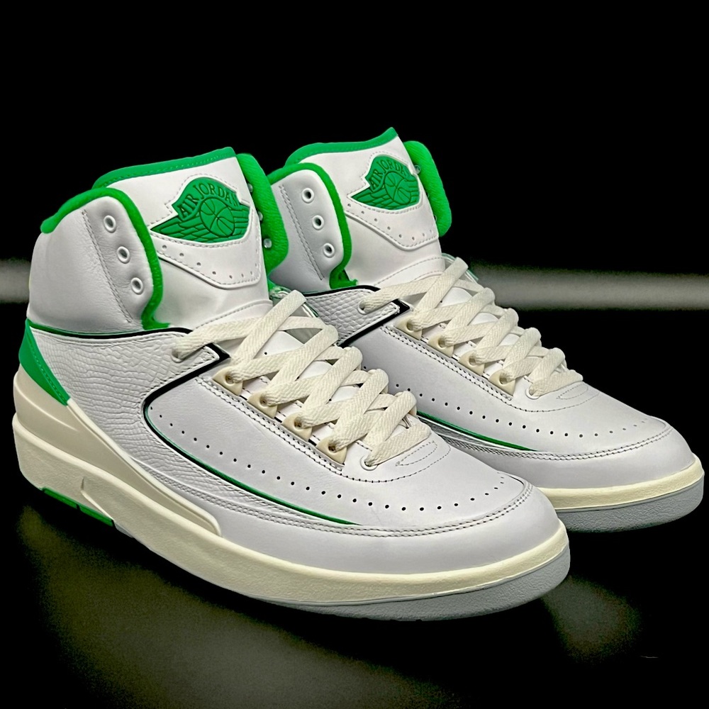 Jordan 2 retro Lucky Green